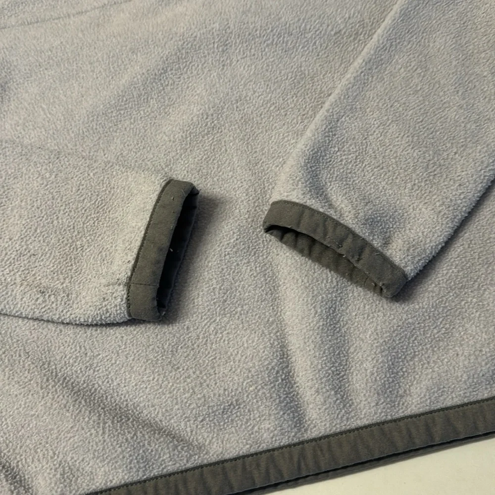 Vineyard vines fleece pullover boys size 7. Good used condition - Picture 4 of 6